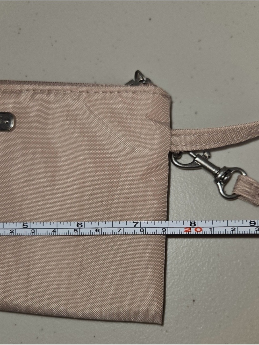 NWT Baggallini Blush Pink Wristlet Pouch Water Repellent, RFID Protected - Picture 4 of 10